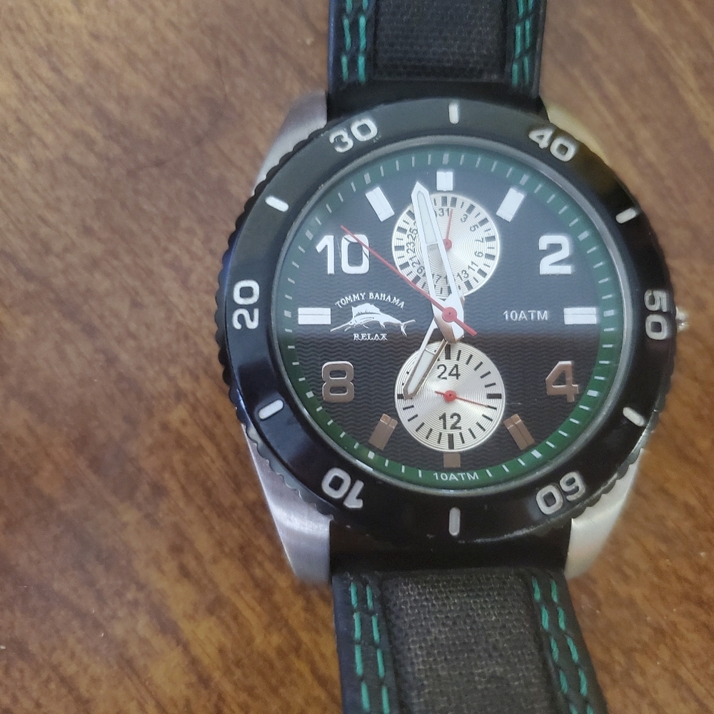 Tommy Bahama Relax watch
